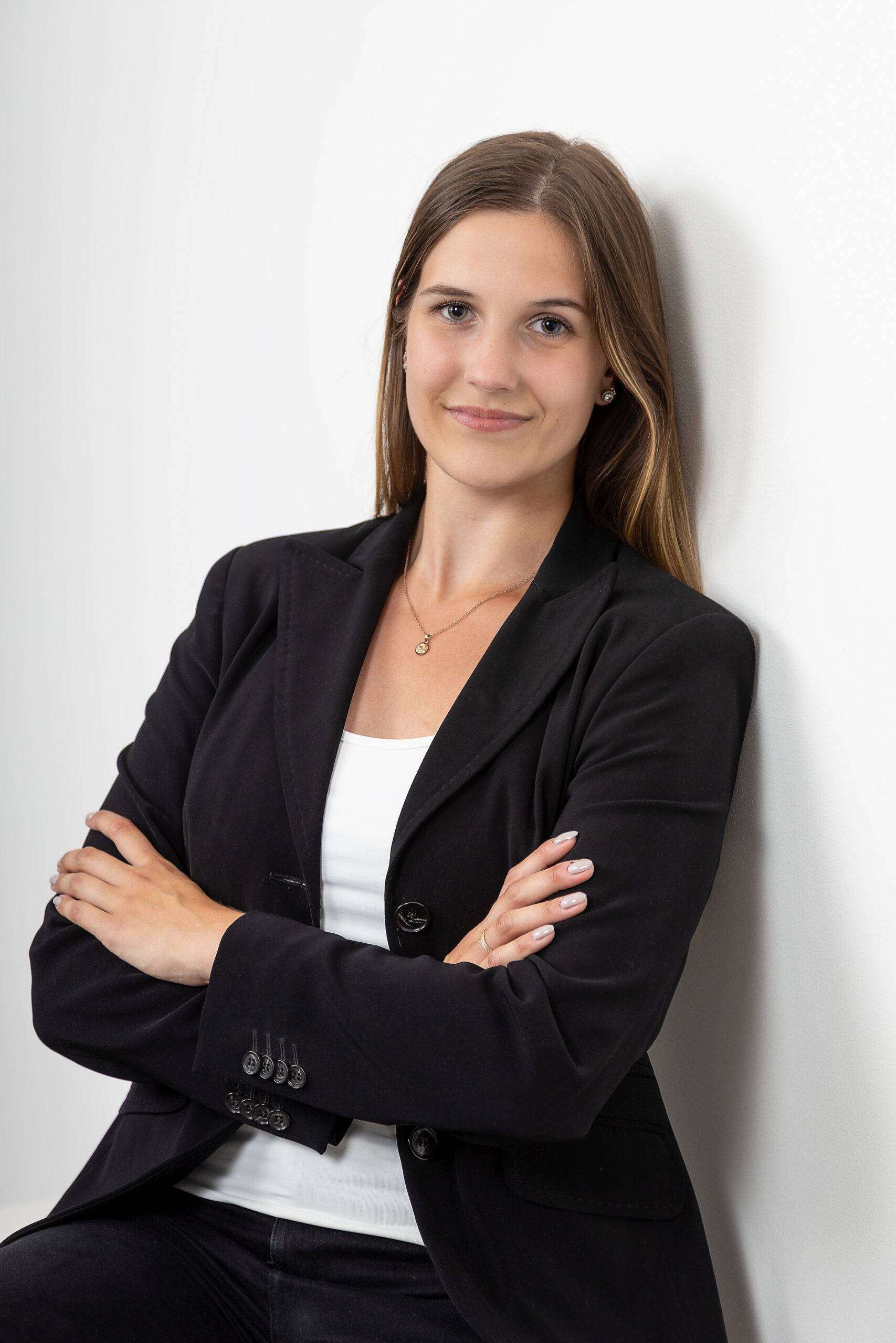 Alena Dreyden-Grüner, Architektin M.Sc. Architektur Alena Dreyden-Grüner, Architektin M.Sc. Architektur